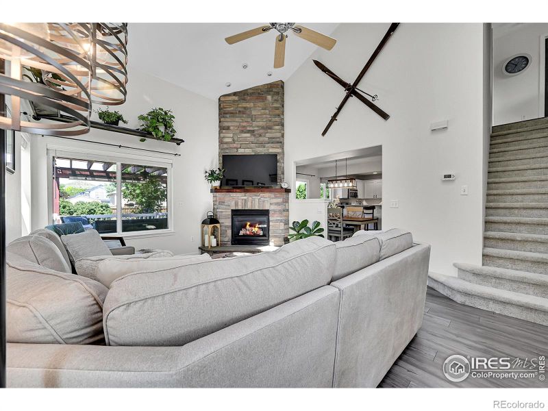 465 Mesa Dr, Loveland, CO 80537