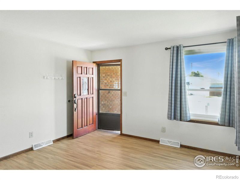 1041 Denver St, Brighton, CO 80601