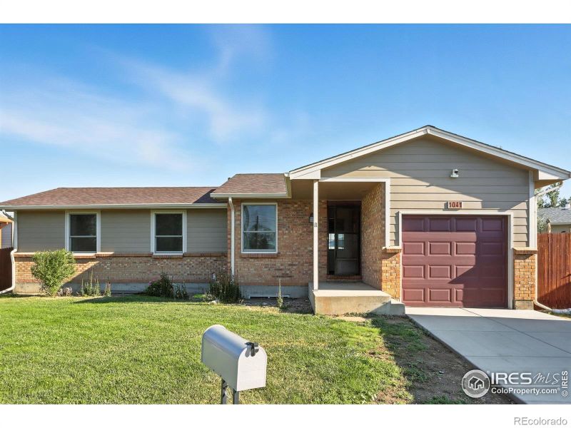 1041 Denver St, Brighton, CO 80601