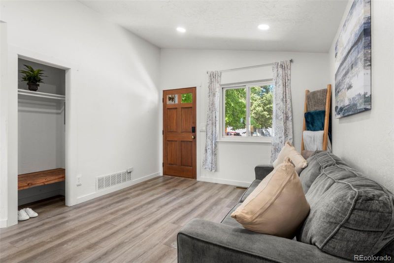 4672 S Pagosa Cir, Aurora, CO 80015