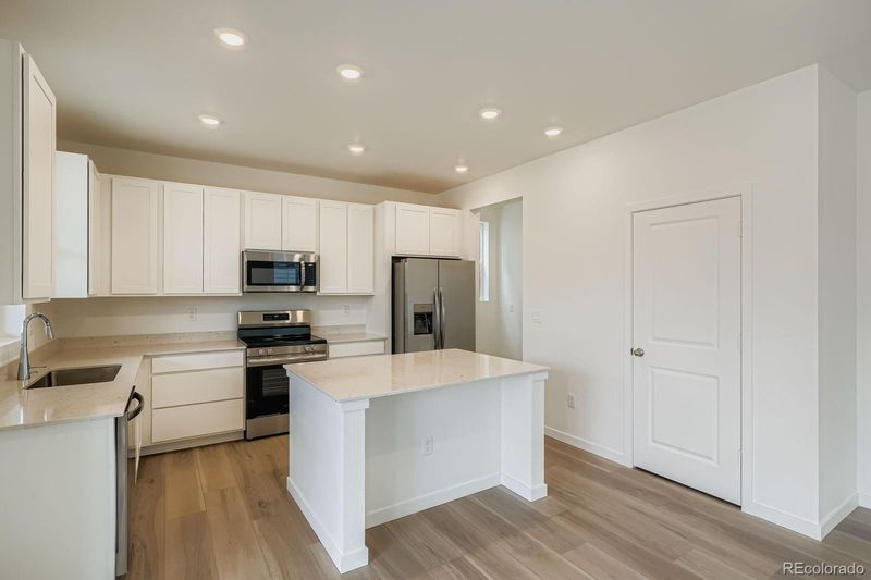 12666 W Frost Ave, Littleton, CO 80127