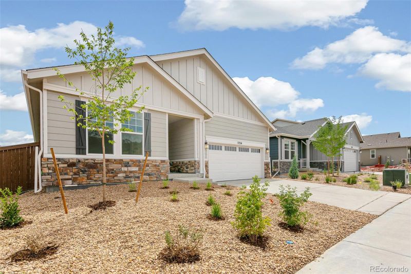 2754 Madrona Ct, Castle Rock, CO 80108