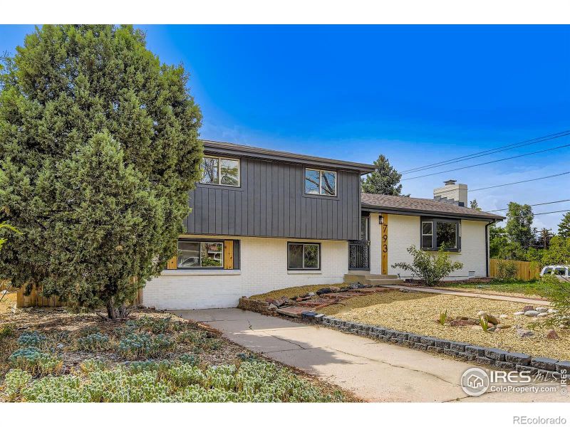 793 Evanston St, Aurora, CO 80011