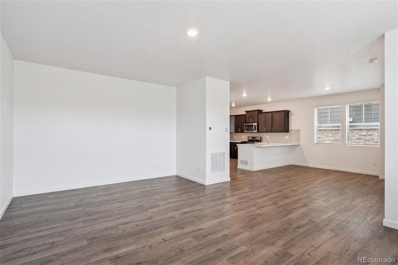 671 N Tempe St, Aurora, CO 80018