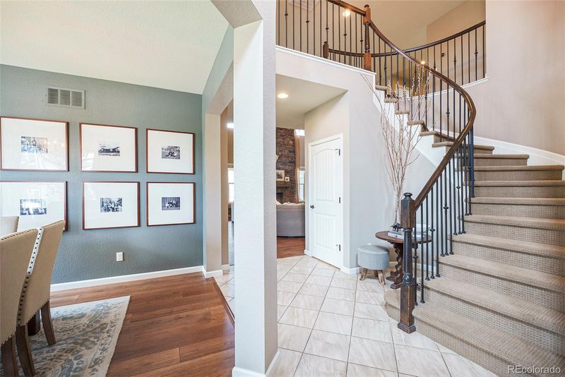 915 Rocky Ridge Cir, Erie, CO 80516