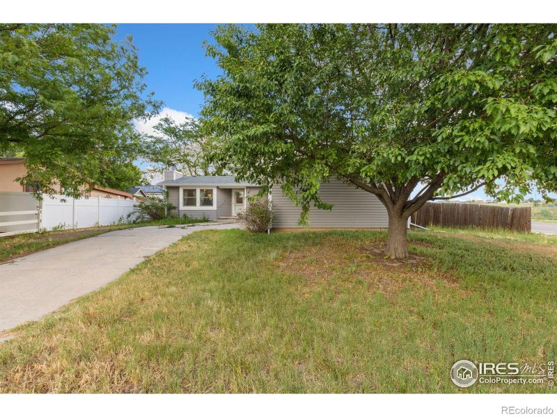 902 Fir Ave, Fort Lupton, CO 80621