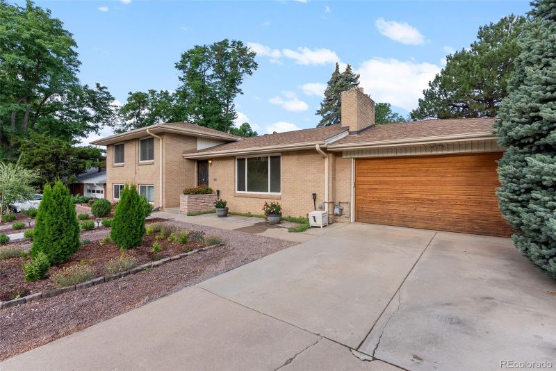 3085 S High St, Denver, CO 80210