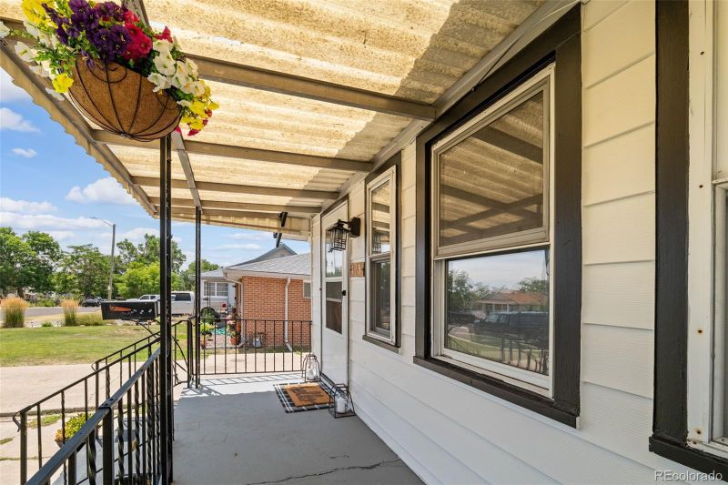 115 S Dale Ct, Denver, CO 80219