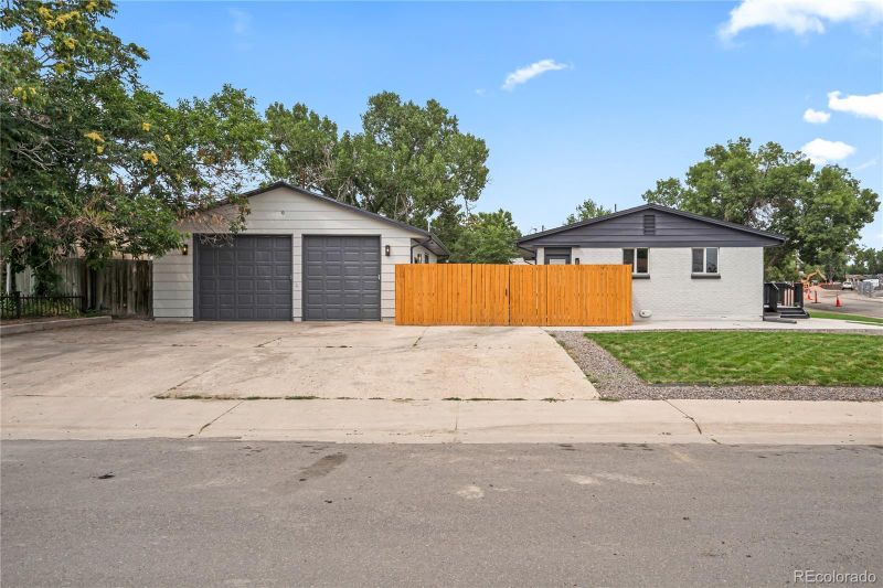 9101 Monroe St, Thornton, CO 80229