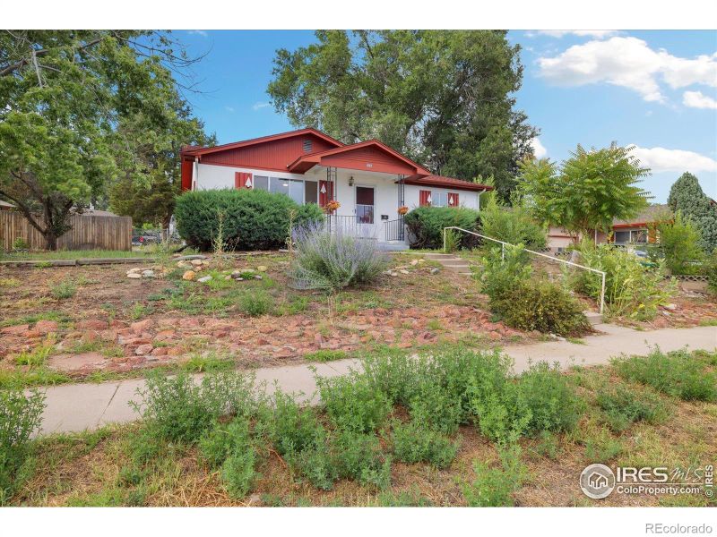 3102 E San Miguel St, Colorado Springs, CO 80909