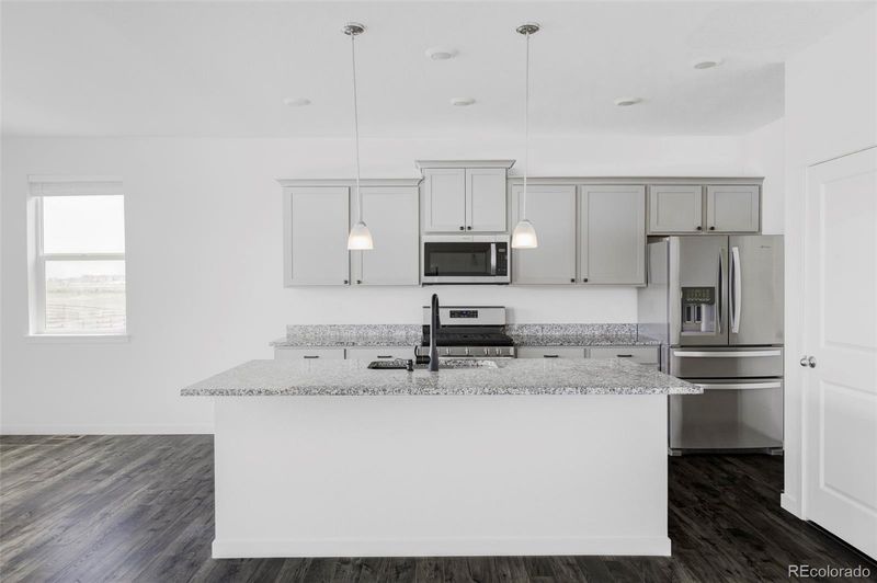 226 Racer St, Bennett, CO 80102