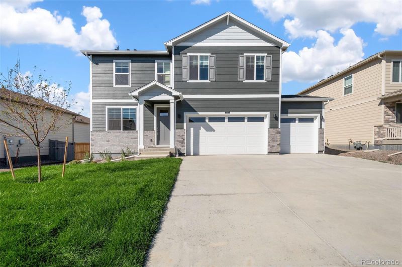 1863 Mount Monroe Dr, Berthoud, CO 80513
