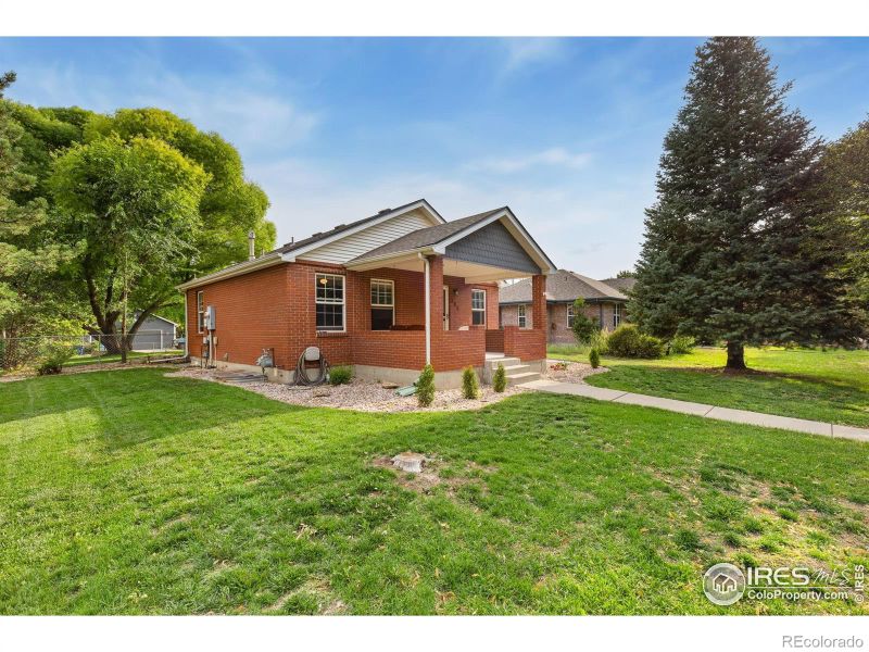 305 E Colorado Ave, Berthoud, CO 80513