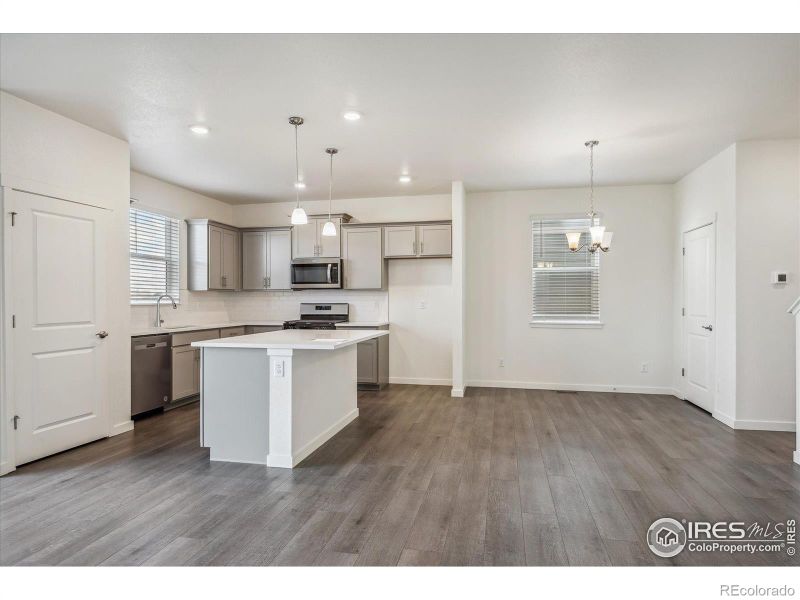 925 Tallus St, Lochbuie, CO 80603