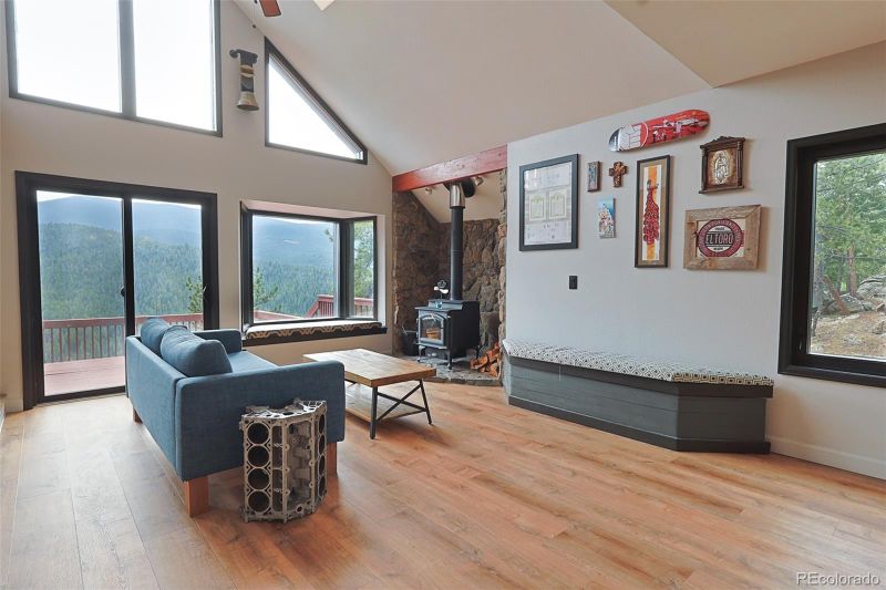 32482 Lodgepole Dr, Evergreen, CO 80439