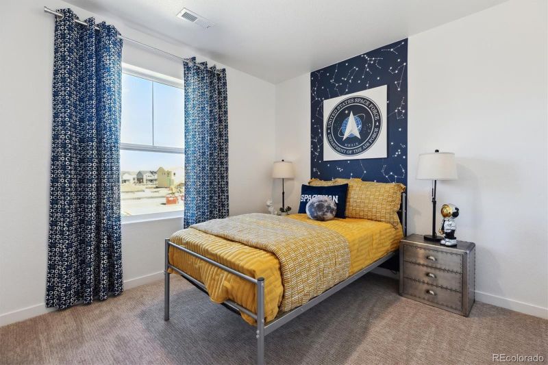 672 N Shawnee St, Aurora, CO 80018