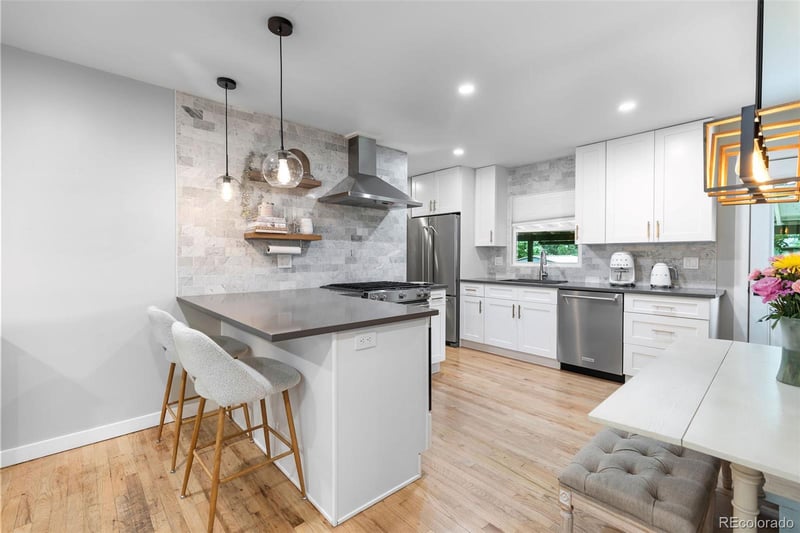 2730 S Cook St, Denver, CO 80210
