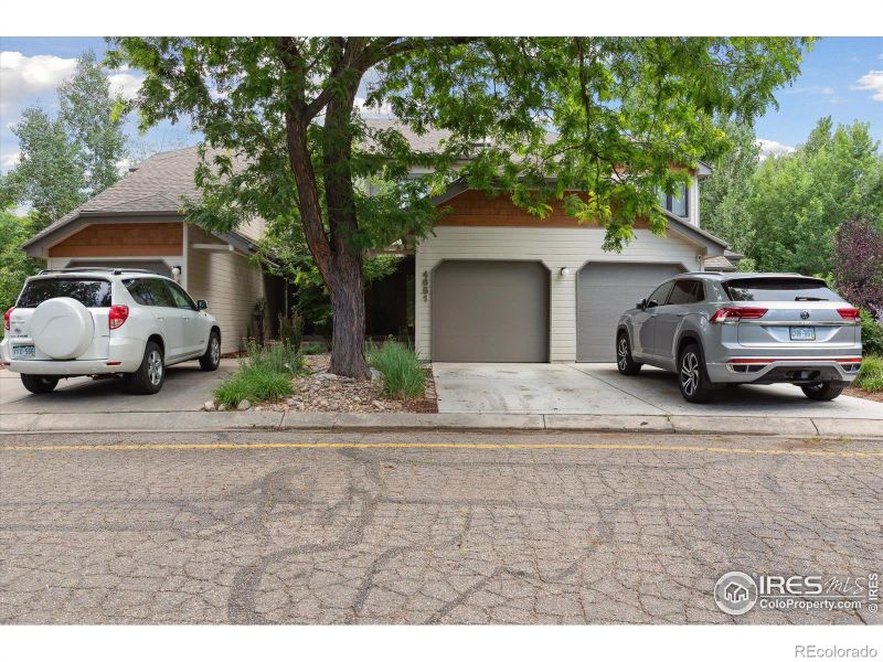 4651 Dapple Ln, Boulder, CO 80301