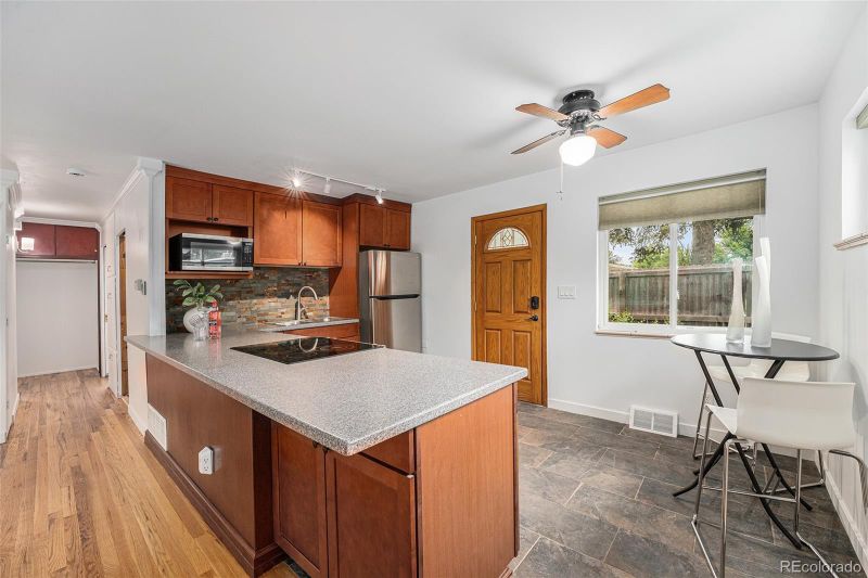 9225 Highland Pl, Arvada, CO 80002