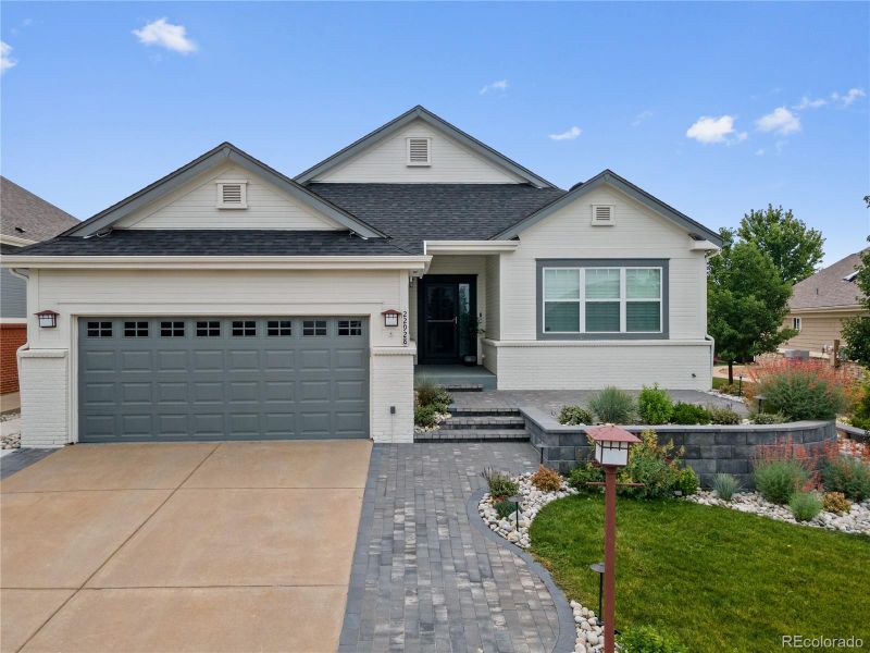 22928 E David Pl, Aurora, CO 80016