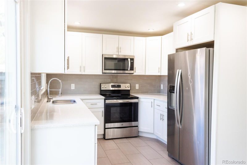 4740 S Decatur St, Englewood, CO 80110