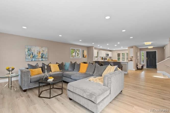 33 Eagle Dr, Littleton, CO 80123