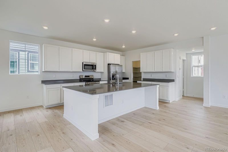 7324 Waterleaf Trl, Littleton, CO 80125