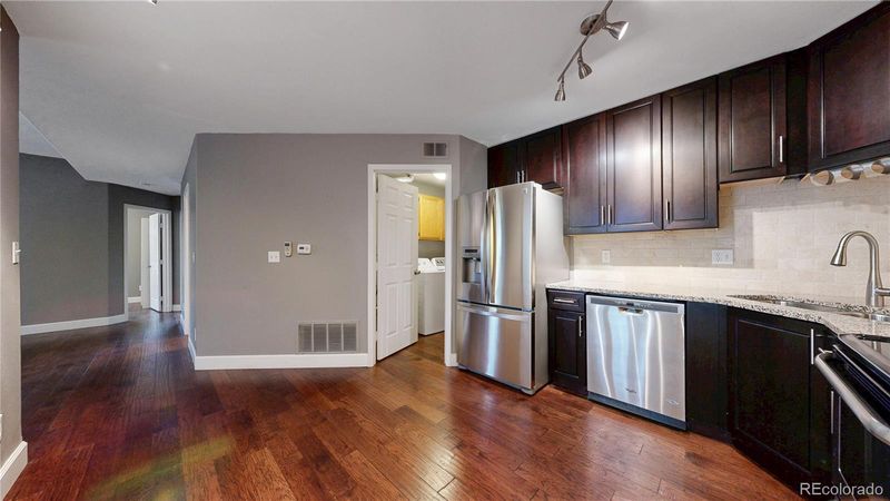 8601 E Dry Creek Rd #111, Englewood, CO 80112