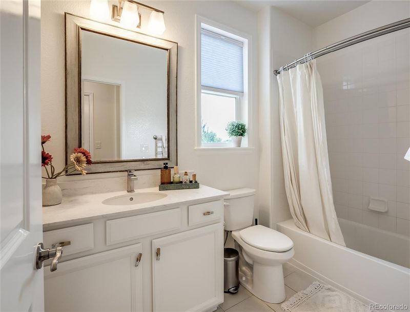 21537 E Smoky Hill Rd, Centennial, CO 80015