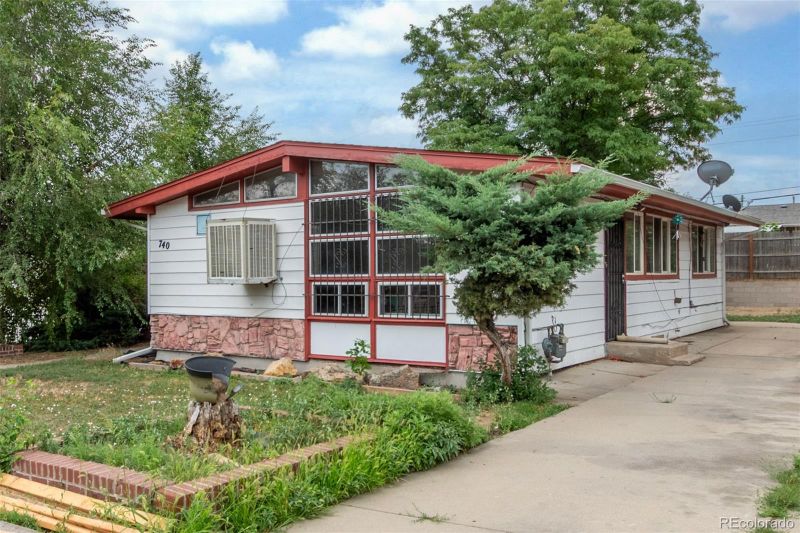 740 Cortez St, Denver, CO 80221