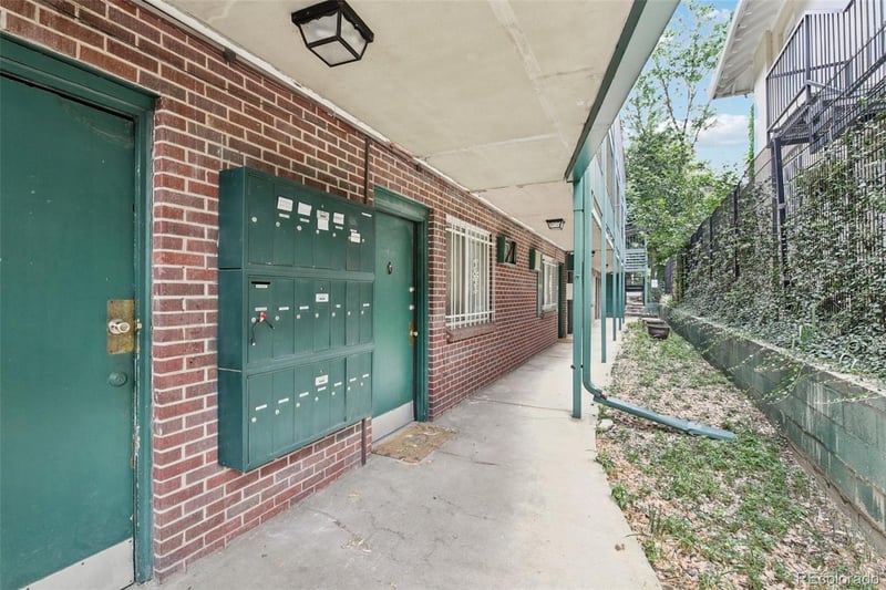 1140 N Downing St #103, Denver, CO 80218
