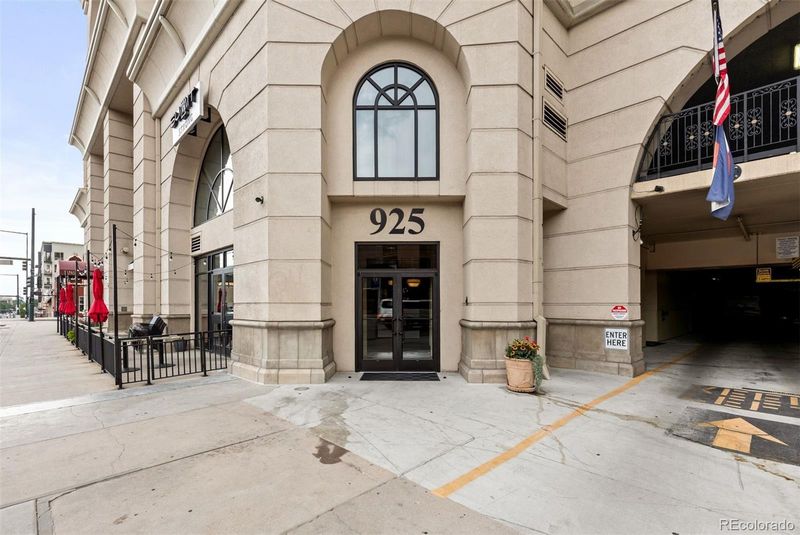 925 N Lincoln St #4B, Denver, CO 80203