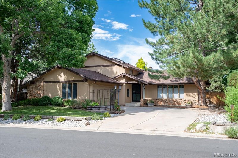 9978 Wagner Ln, Westminster, CO 80031