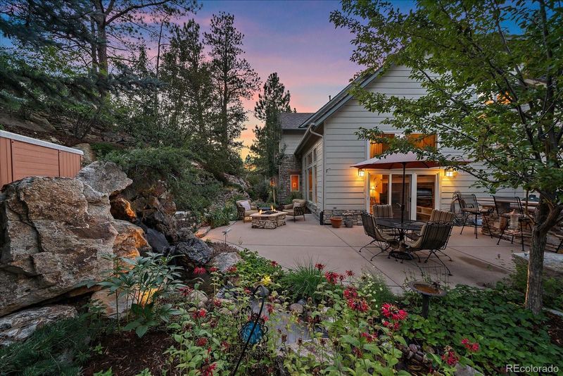811 Moffat Ct, Castle Rock, CO 80108