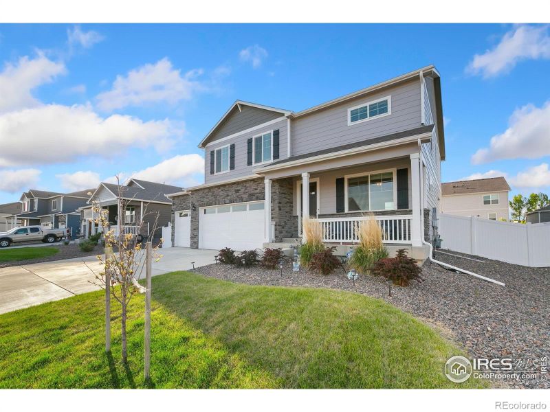 1576 Illingworth Dr, Windsor, CO 80550