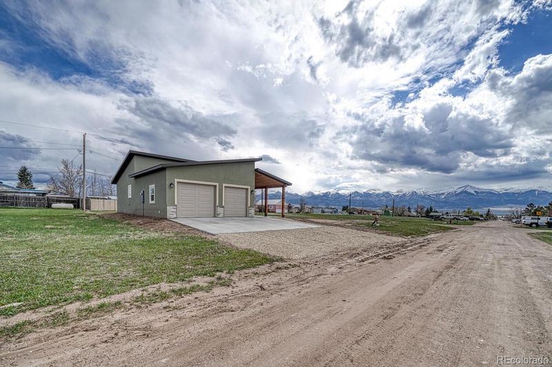 806 South St, Silver Cliff, CO 81252