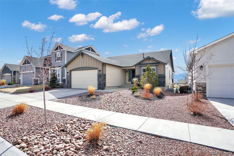 11136 Falling Snow Ln, Colorado Springs, CO 80908