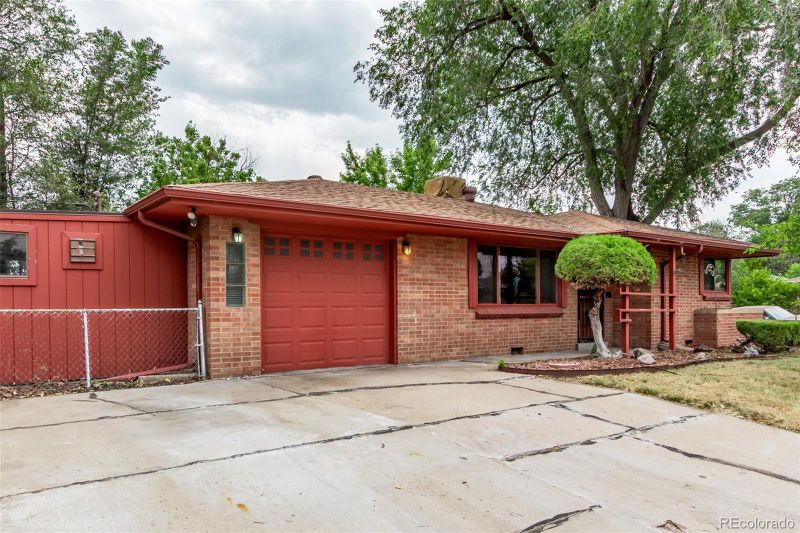 4850 W 4th Ave, Denver, CO 80219