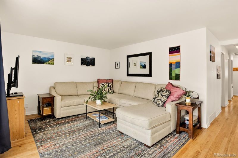 126 Beryl Way, Broomfield, CO 80020