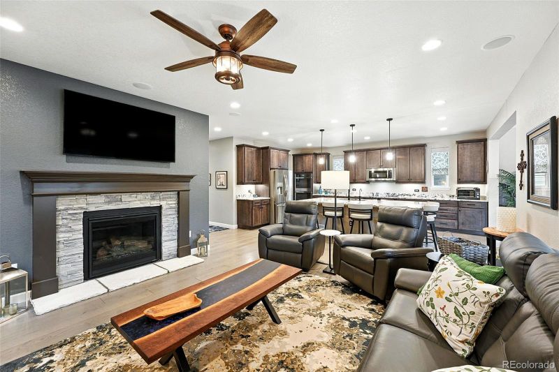 24696 E Alamo Ave, Aurora, CO 80016