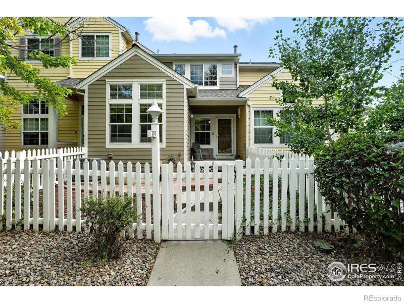 709 Snowberry St, Longmont, CO 80503