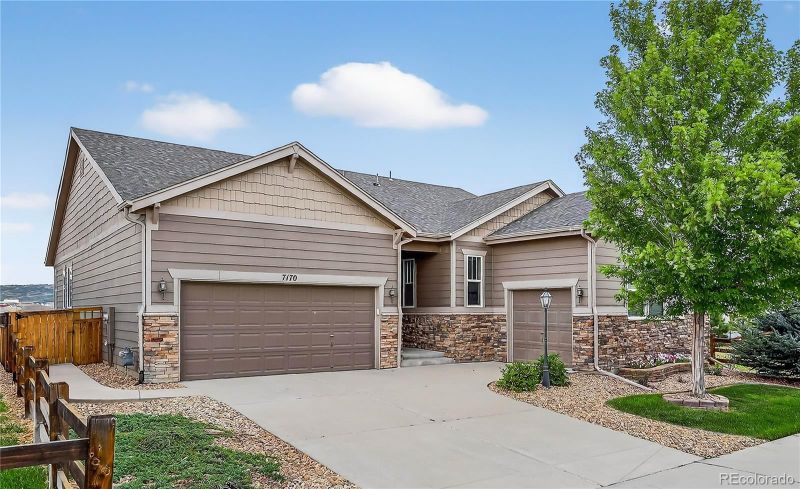 7170 Oasis Dr, Castle Rock, CO 80108