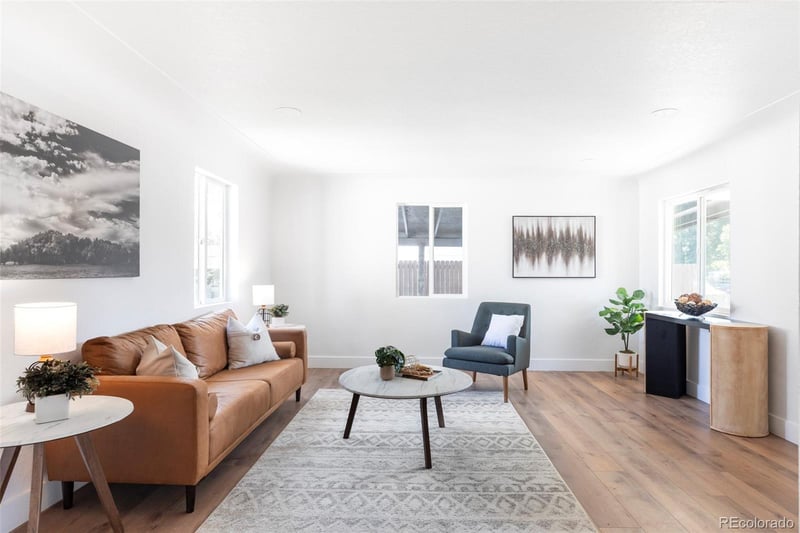 250 King St, Denver, CO 80219