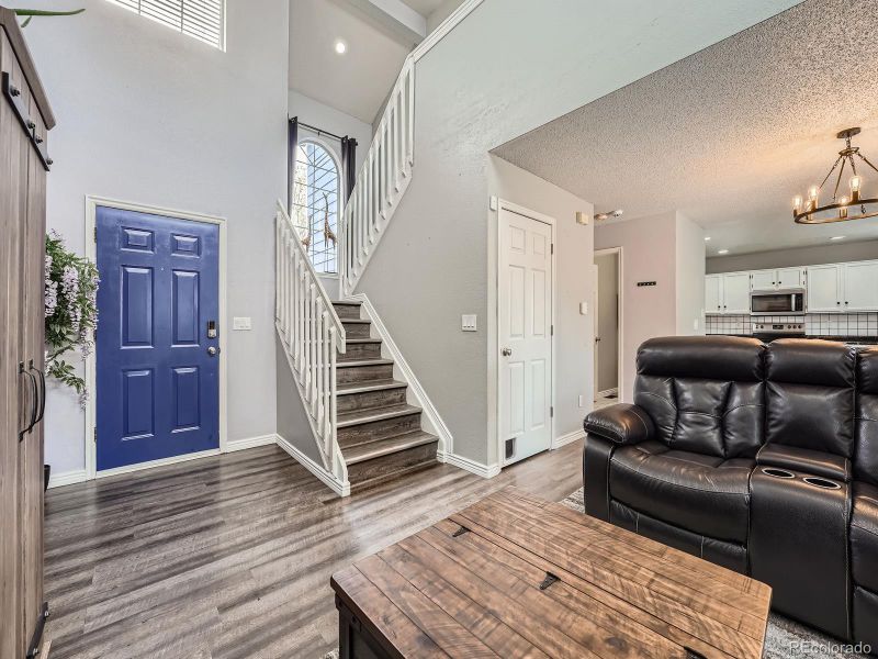 8793 Cloverleaf Cir, Parker, CO 80134