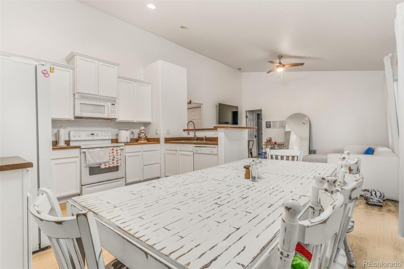 7525 Gallard Hts, Peyton, CO 80831