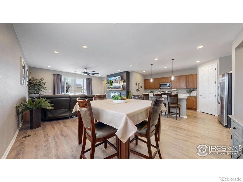 4504 Hollycomb Dr, Windsor, CO 80550