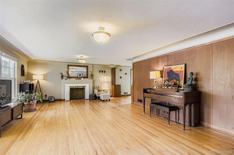 8391 W 38th Ave, Wheat Ridge, CO 80033