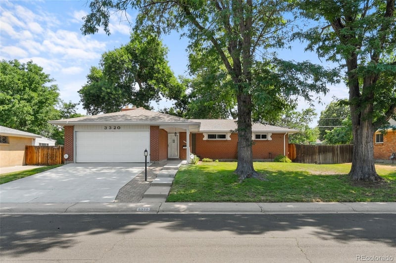 3320 S Fulton Ct, Denver, CO 80231