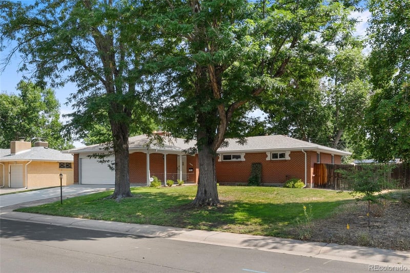 3320 S Fulton Ct, Denver, CO 80231