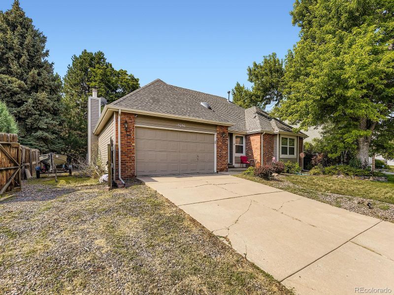 19696 E Eldorado Dr, Aurora, CO 80013